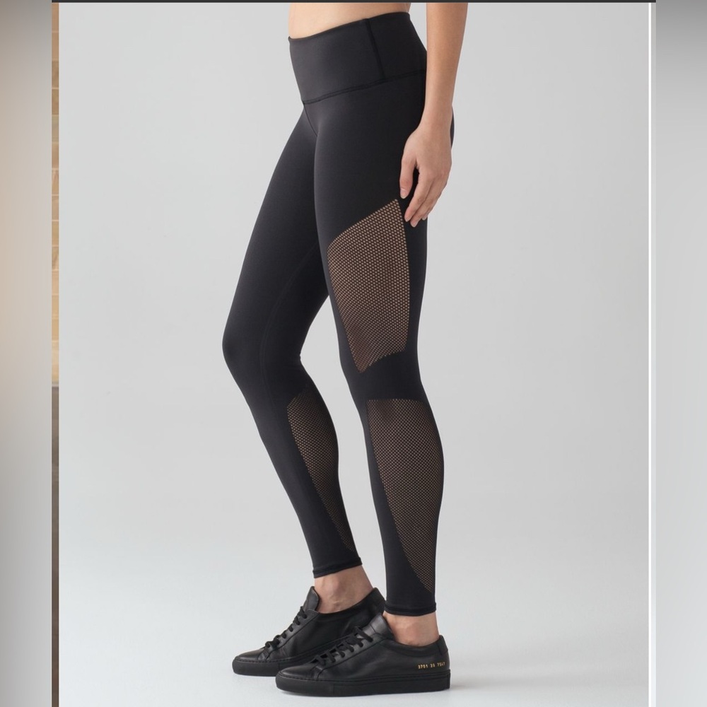 Lululemon Womens Reveal 7/8 Tight Leggings Black 25" Open Vent Holes Mesh Small